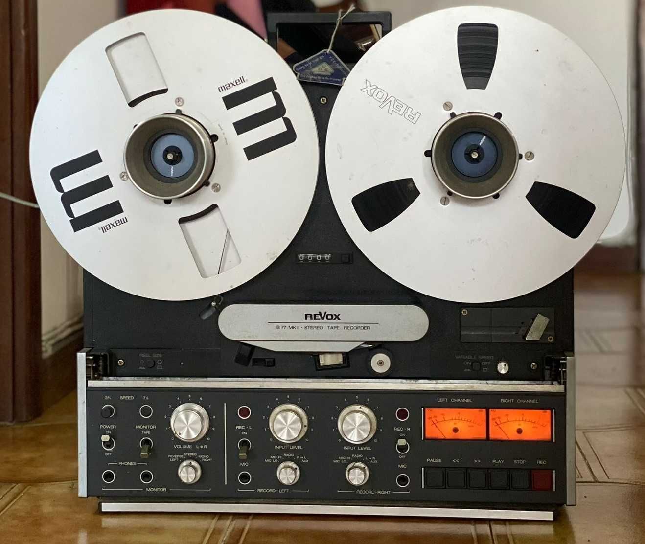 Gravador de bobines Revox B77 MkII