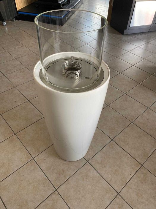 Biokominek DecoFlame wolnostojący – elegancki i nowoczesny