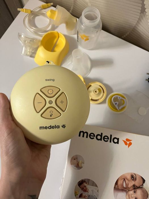 Молокоотсос Medela Sving