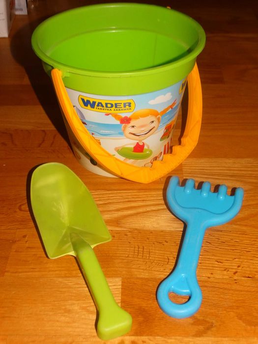 Ogromne Wiaderko Łopata - Szpadel Grabki Zestaw do piaskownicy Wader