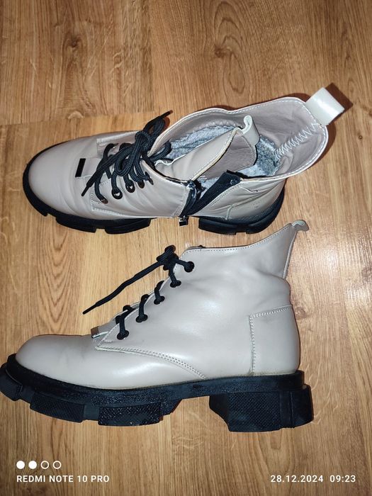 Жіночі зимові черевики