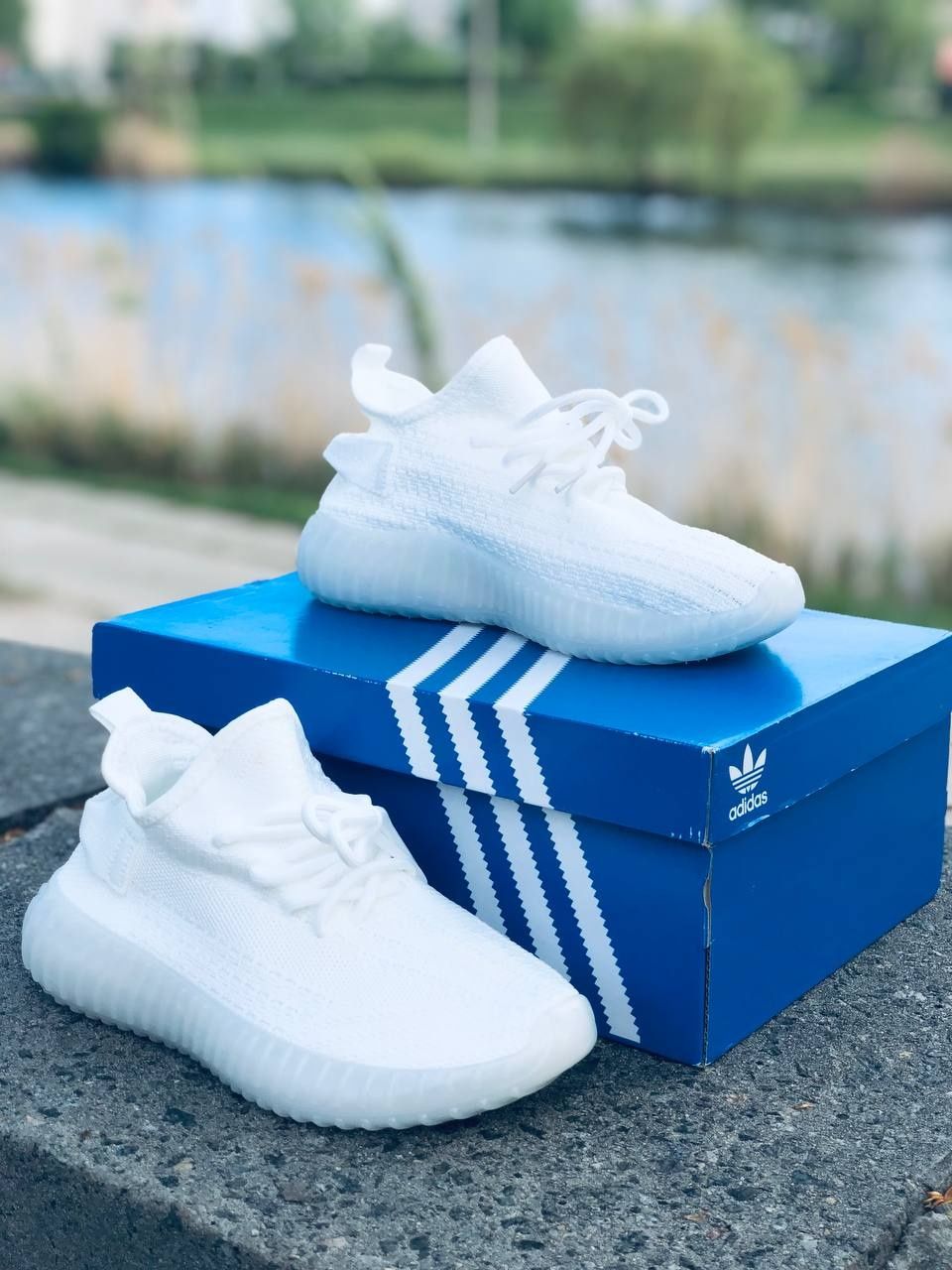 Женские кроссовки Adidas Yeezy Boost 350 Белые летние кроссовки Адидас