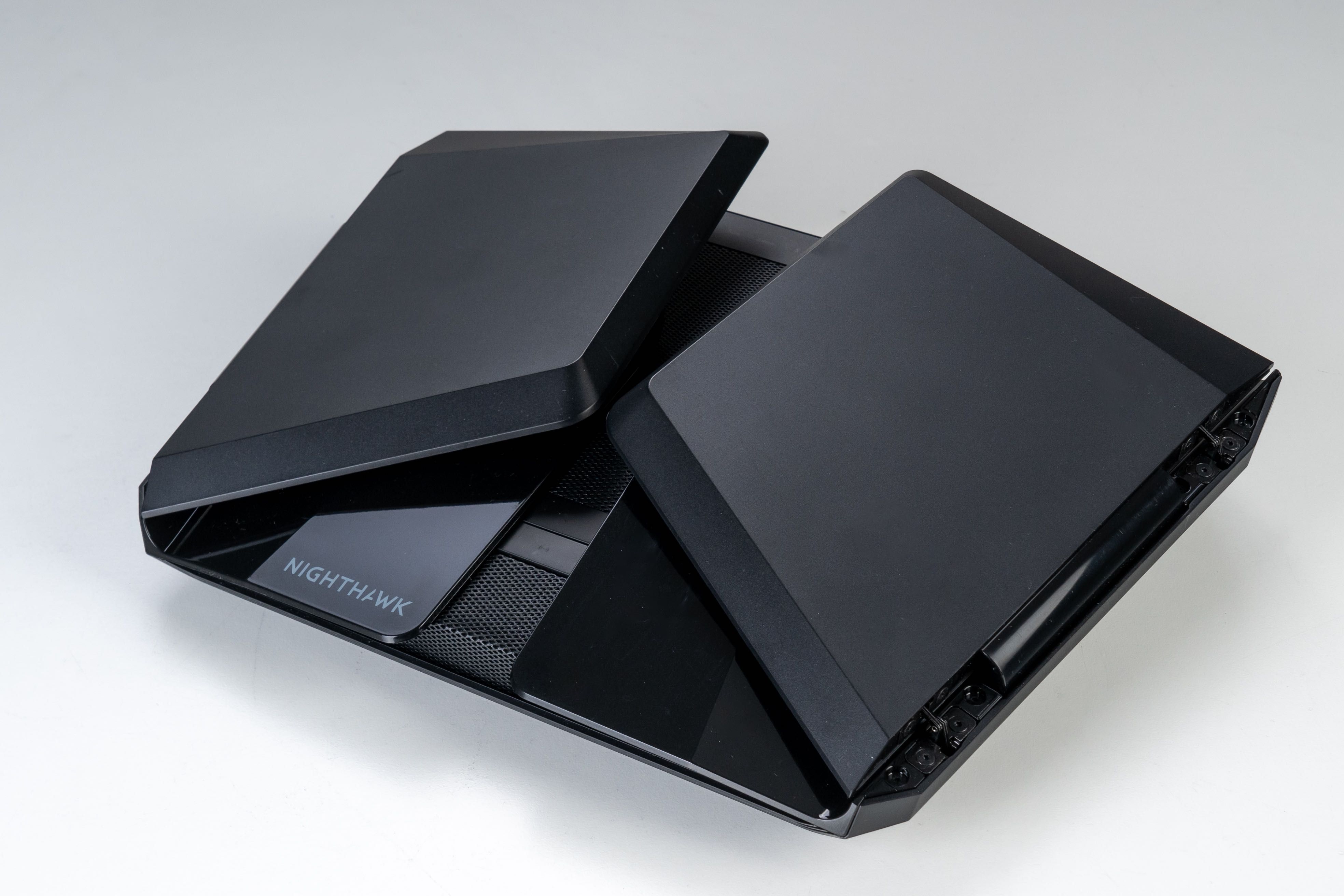 Роутер Netgear RAXE500 Nighthawk AXE11000 WiFi 6E/3 міс/SiliconFox