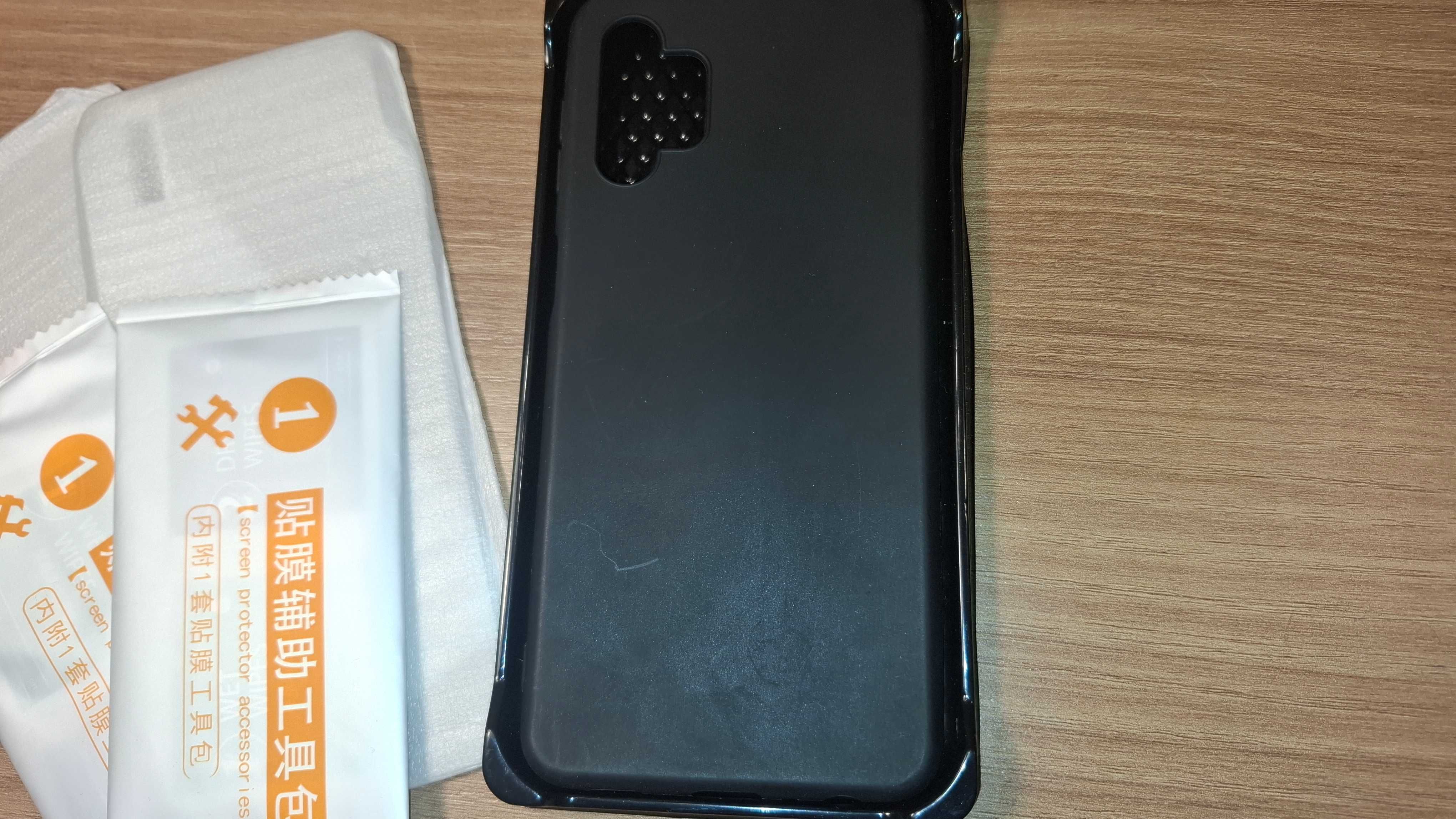 Etui do Smartfona
