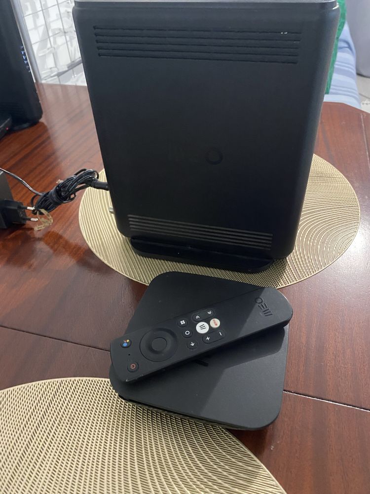 Vendo box 4K pouco usada