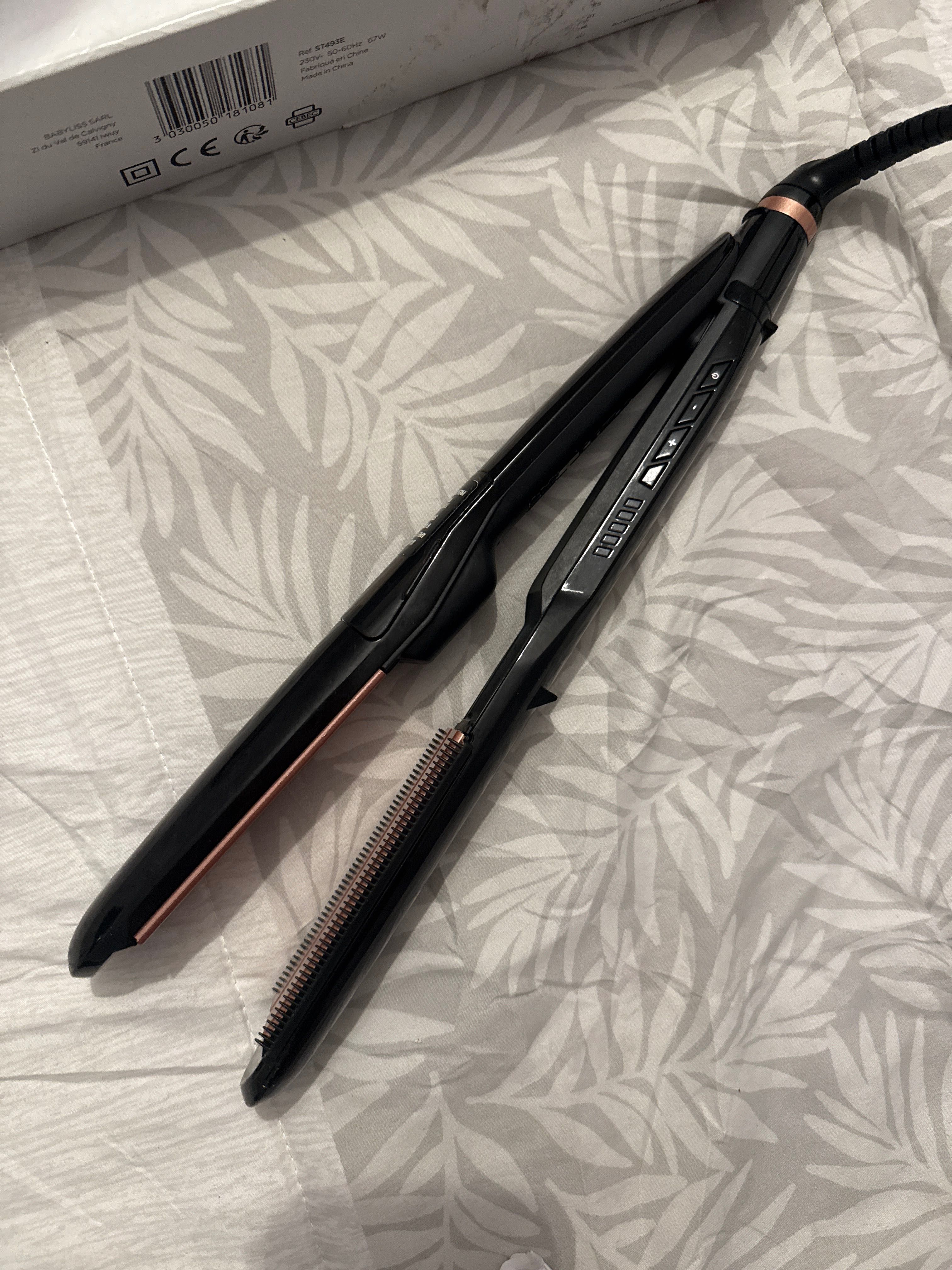 Alisador de Cabelo BABYLISS Steam Smooth ST493E