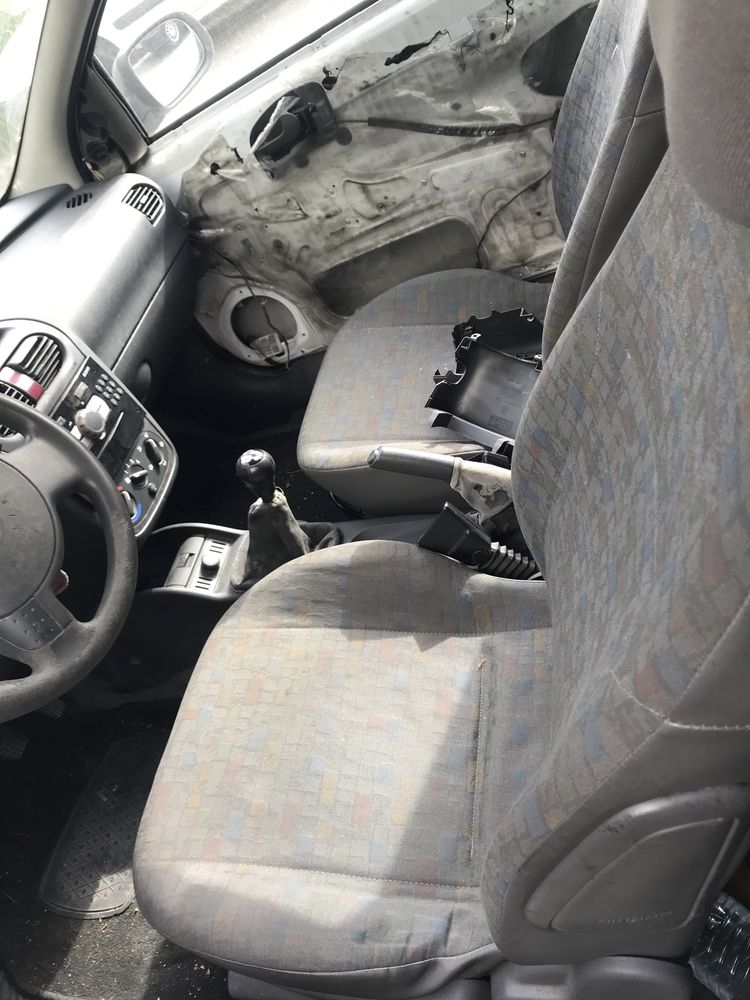 Opel corsa 1.3 CDTI 2. Lug Ano 2004