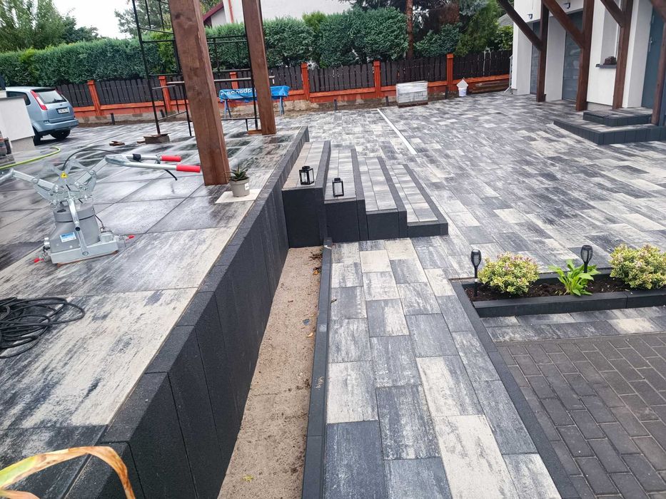 Układanie kostki brukowej