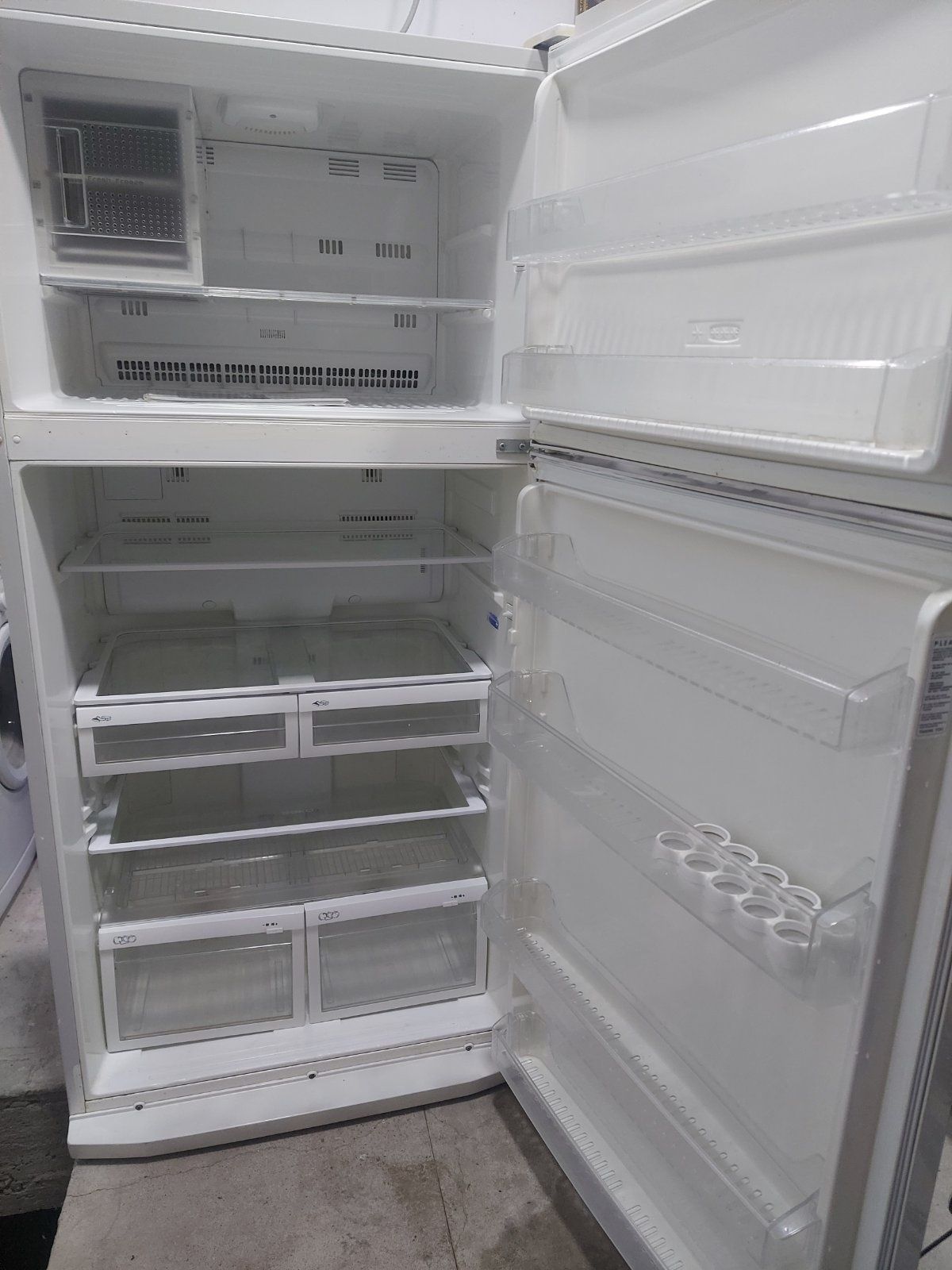 Продам холодильник Beko