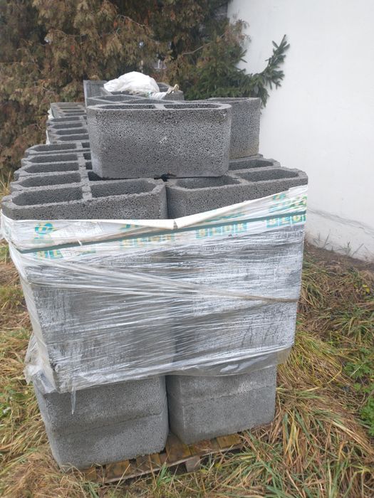 Pustak stropowy keramzytowy  (bloczek)