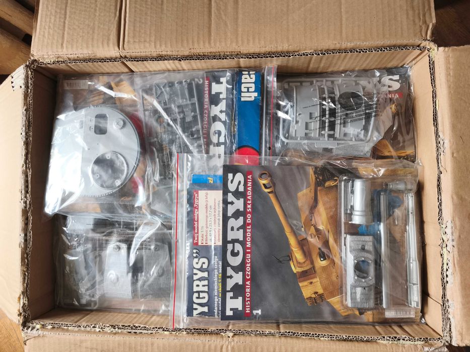 Czołg TYGRYS HACHETTE skala 1/16. Cały komplet 1 - 140