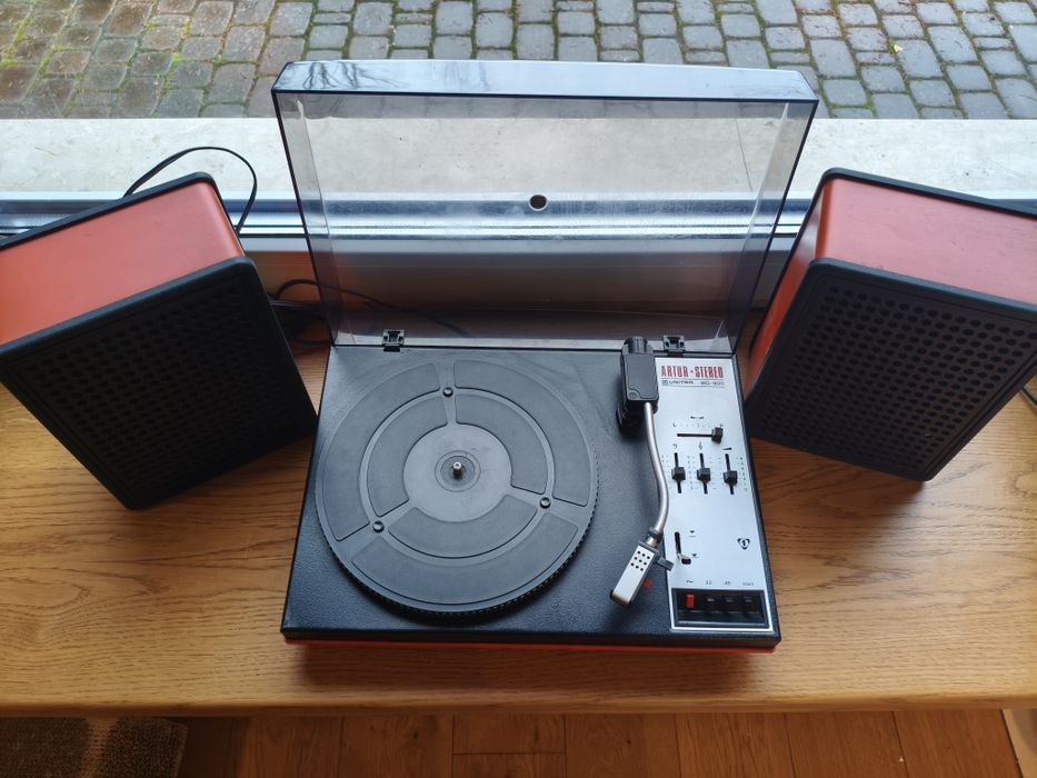 Gramofon Unitra Artur WG 903  winyl płyt adapter z głośnikami