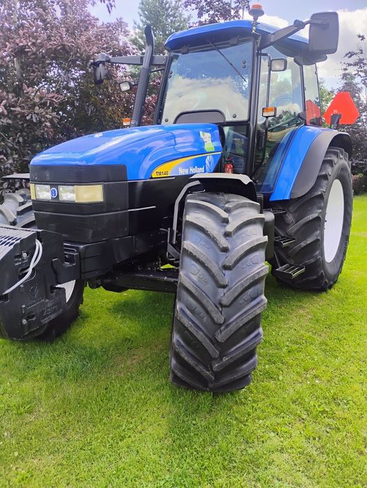 New Holland TM 140