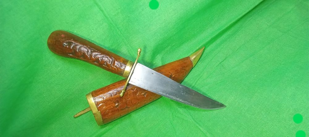 Ніж кинжал різьбленний традиційни Індія
