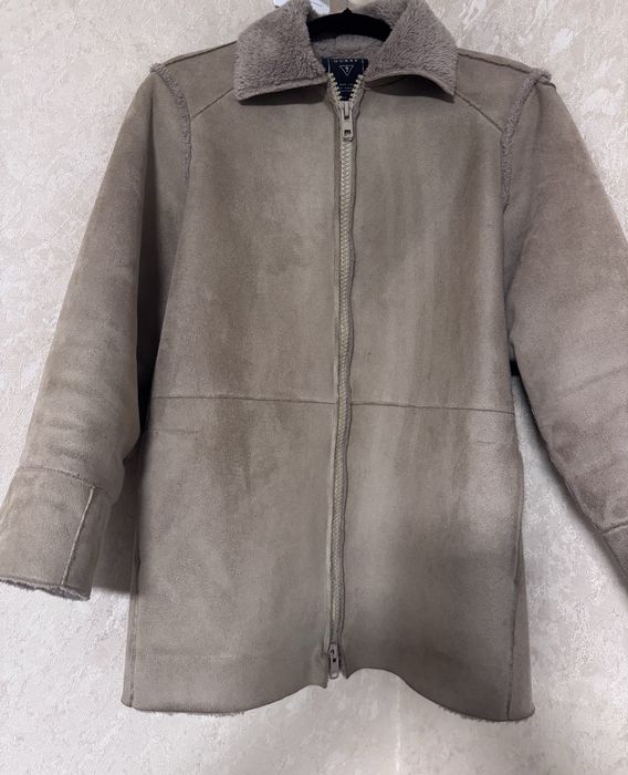 Продам Куртку Guess
