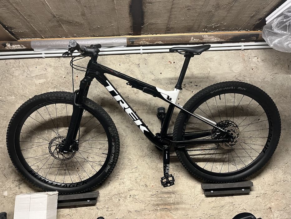 Trek Supercaliber 9.7 M czarno-bialy