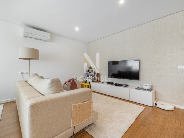 Movel tv branco besta