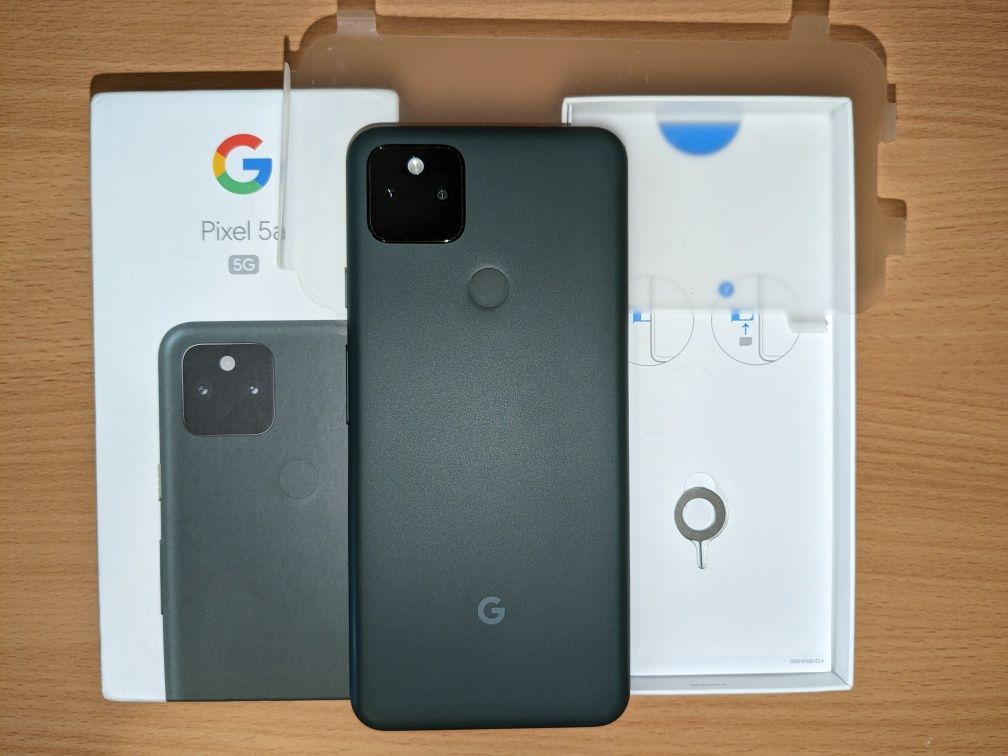 Google Pixel 5a 5G 6/128 GB Mostly Black