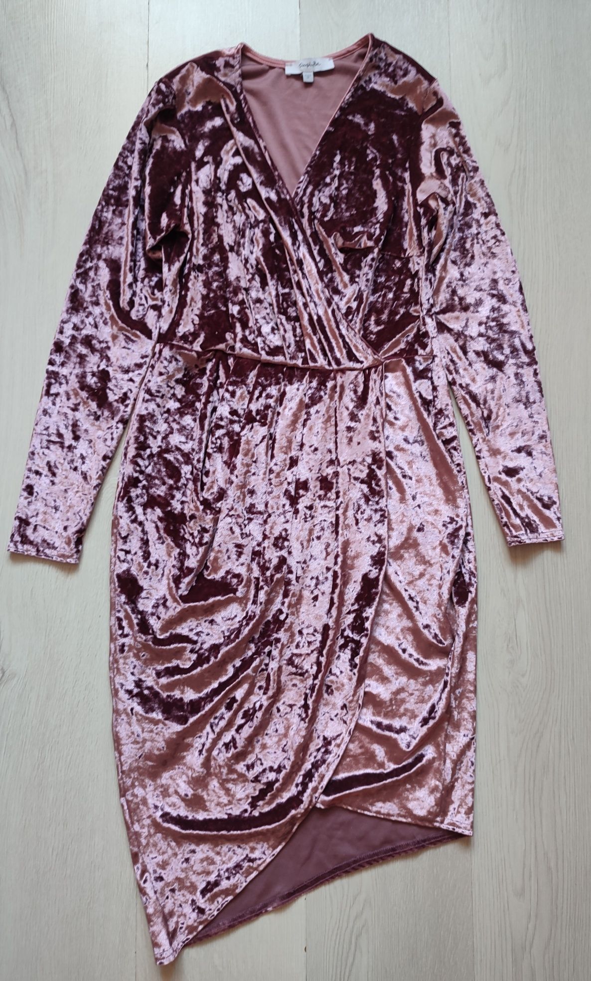 Святкове велюрове плаття ( сукня)-М