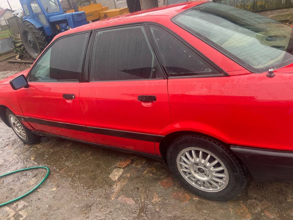 Продам AUDI 80. b3
