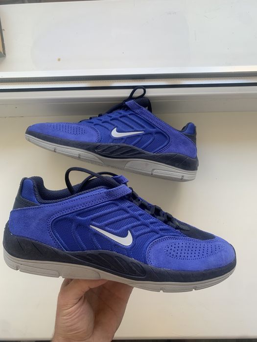 Nike/sb. Очень удобные как для скейта, так и для повседневной носки.