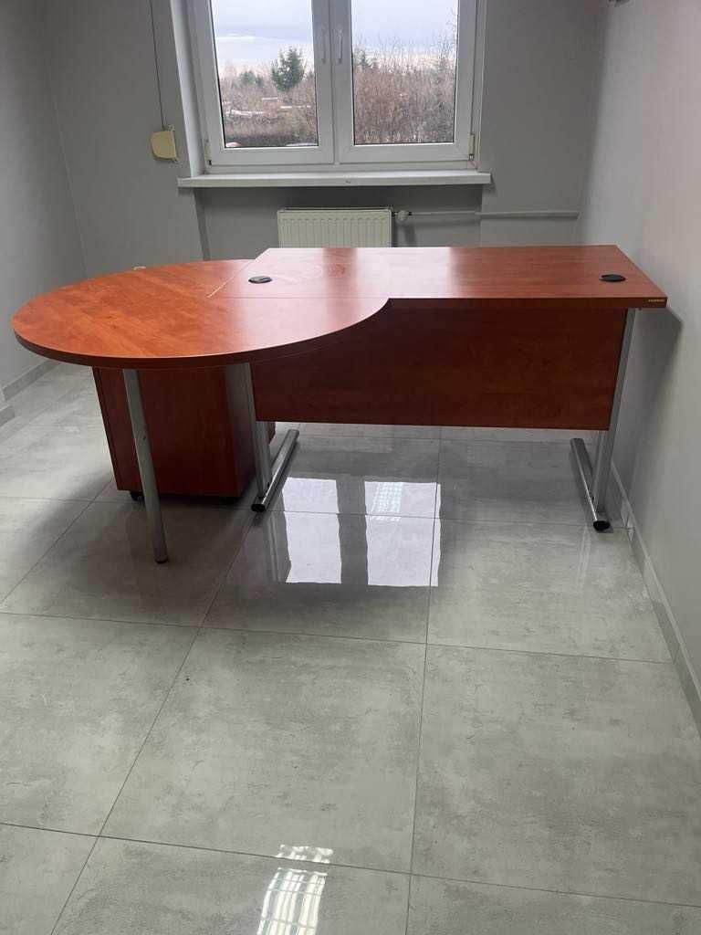 Biurko + kontenerek firmy SVENBOX - komplet - stan bardzo dobry