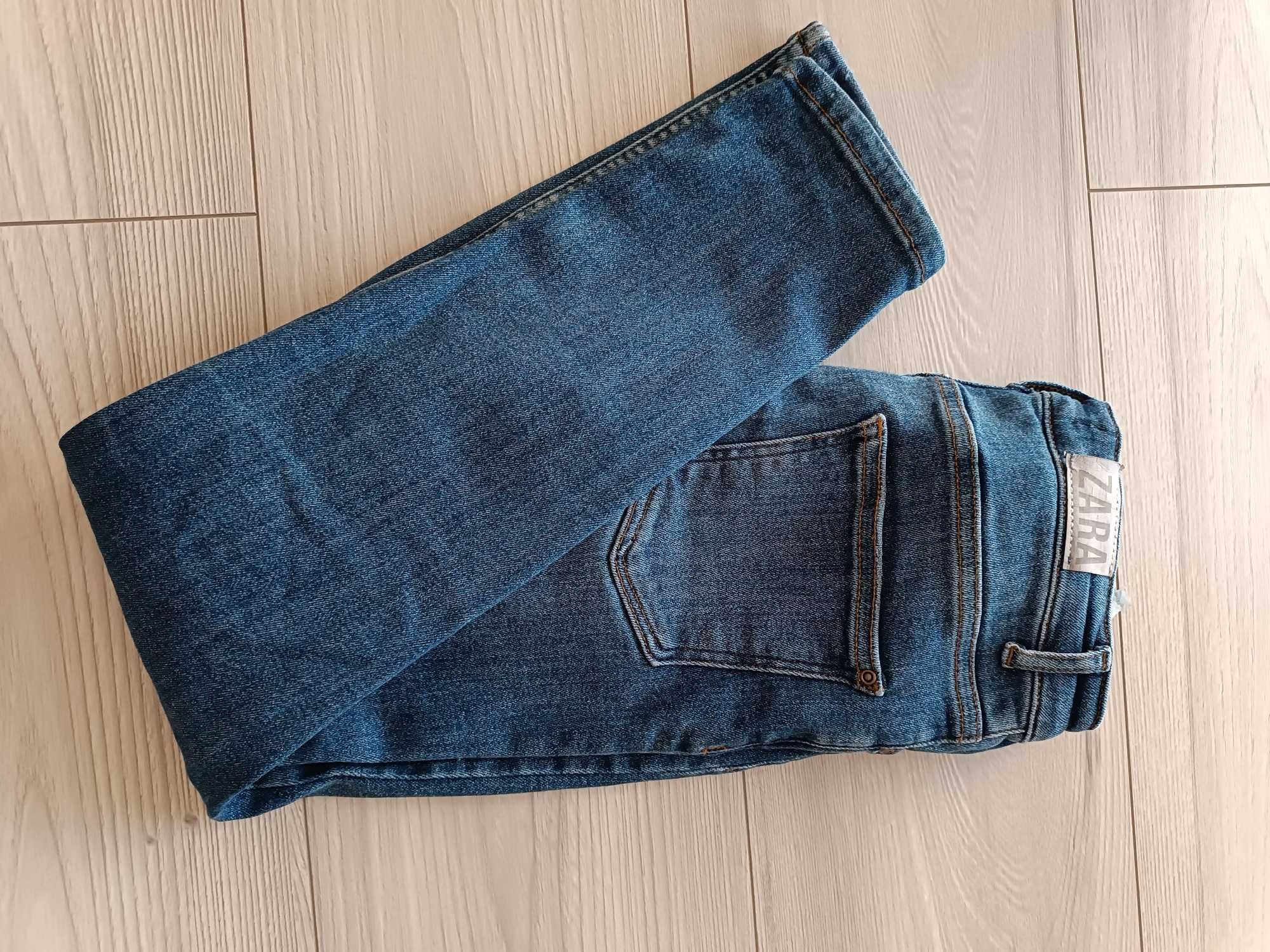 Spodnie dziewczęce jeansowe z dziurami skinny używane Zara, 146 cm