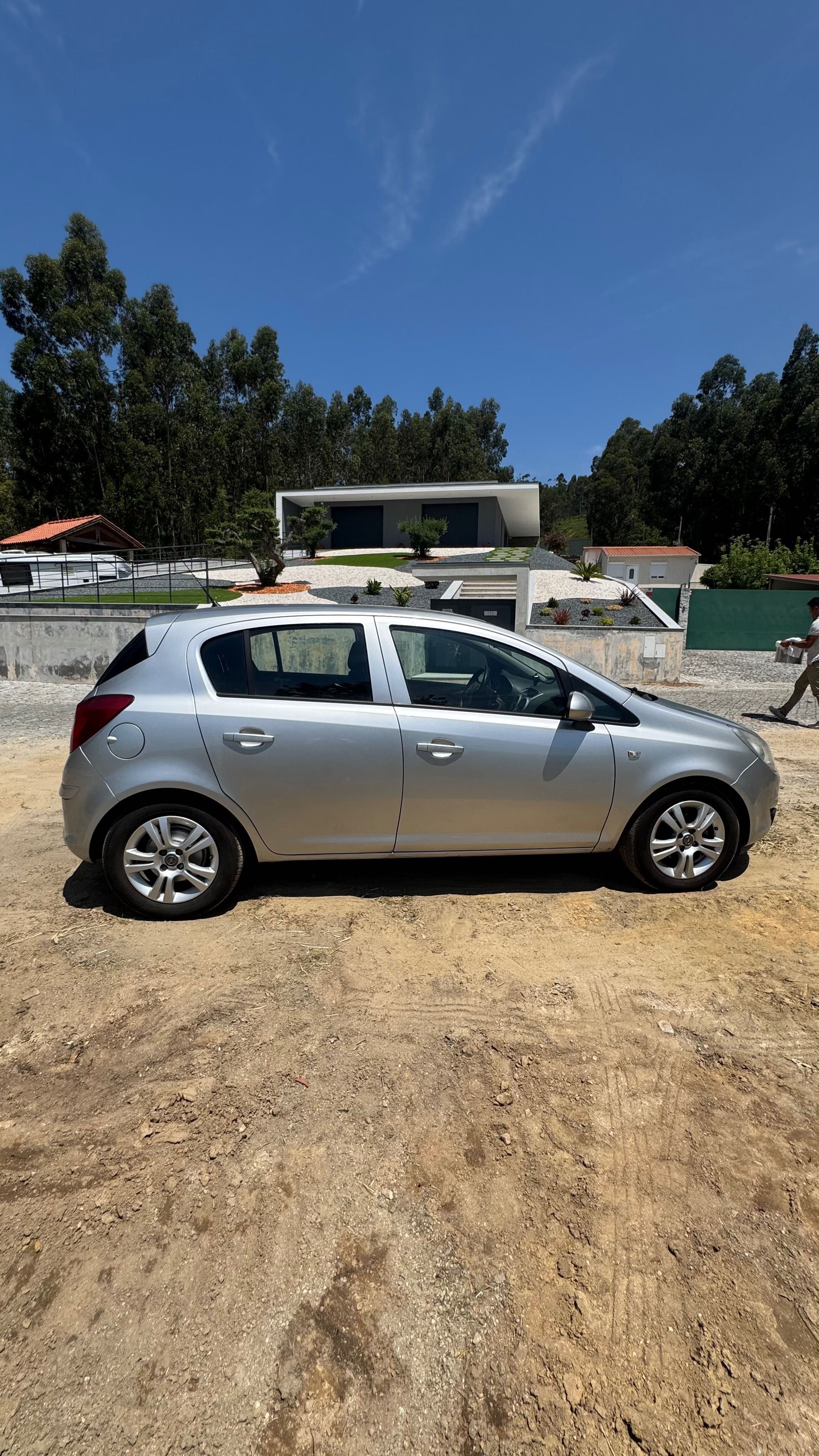 Vendo Carro Opel corsa ano 2011 km 155000