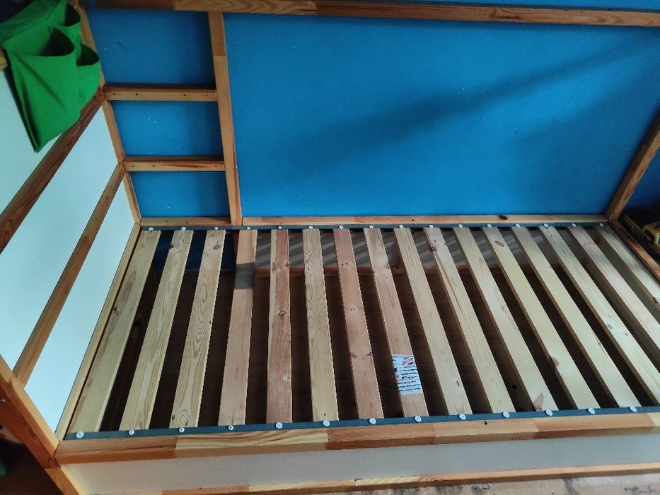 Łóżko Kura Ikea 2w1 Standard i piętrowe z materacem