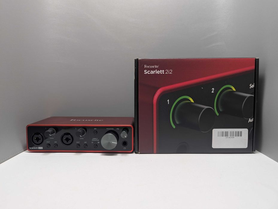 Звукова карта Focusrite Scarlett 2i2 3rd Gen | 4rd Gen