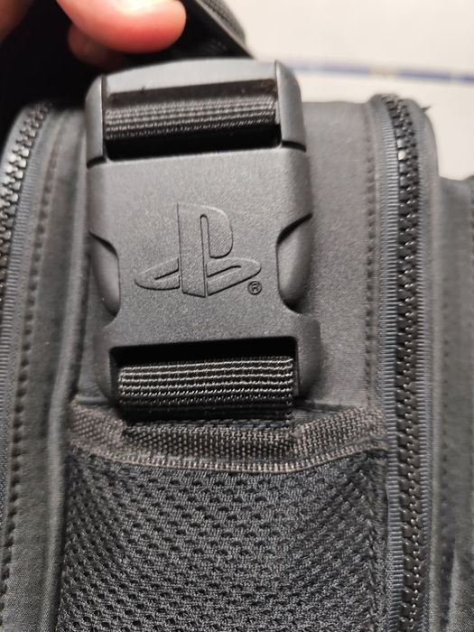 Mala original da PlayStation 2 com sinais de usos