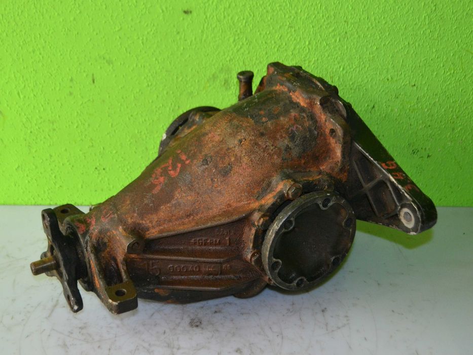 Dyferencjał dyfer tył MERCEDES W 126  2.65