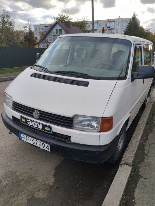 Робочий автомобіль