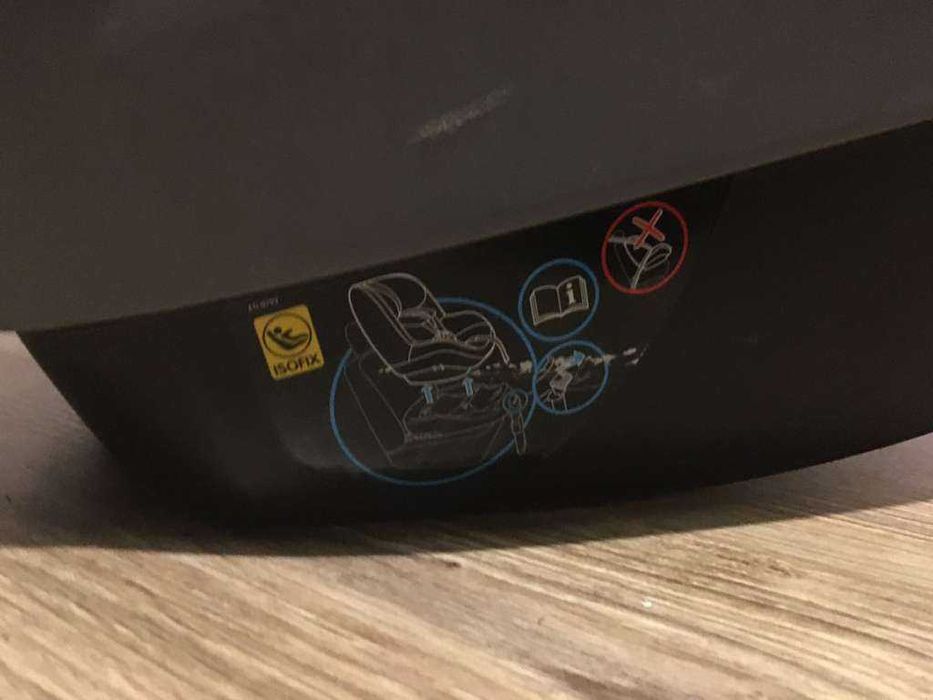 Zestaw Maxi Cosi Perl fotelik  dziecięcy z nosidełkiem i baza sofix