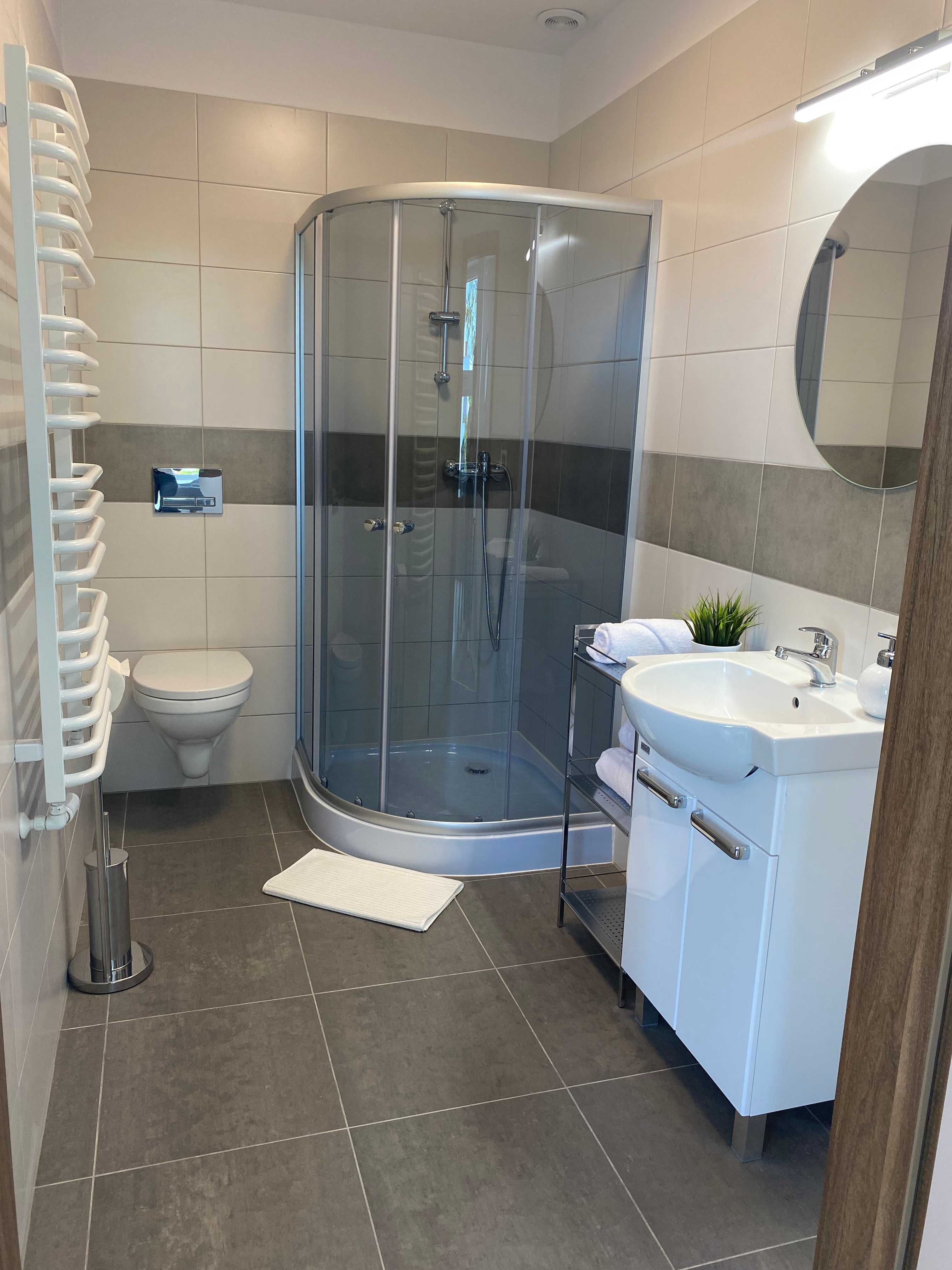Apartamenty Ustka Wschodnia, Blisko Morza i Dworca, Bezpłatny Parking,