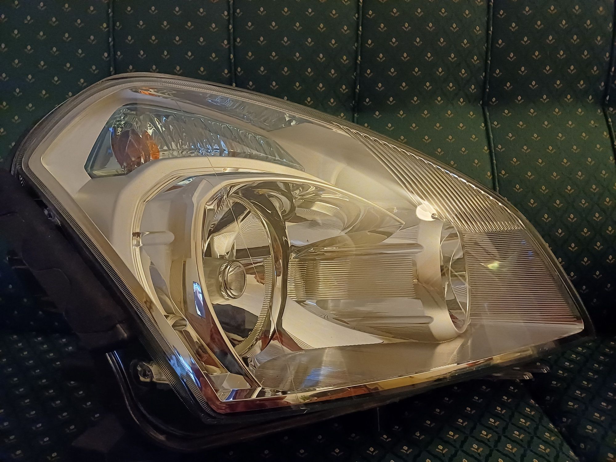 Nissan qashqai farol xenon