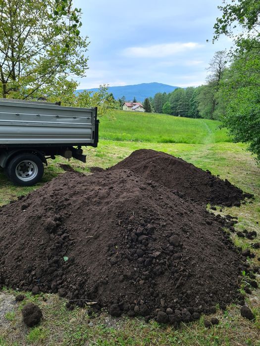 ZIEMIA HUMUS CZARNOZIEM SPRZEDAM ziemię wierzchnią z dostawą