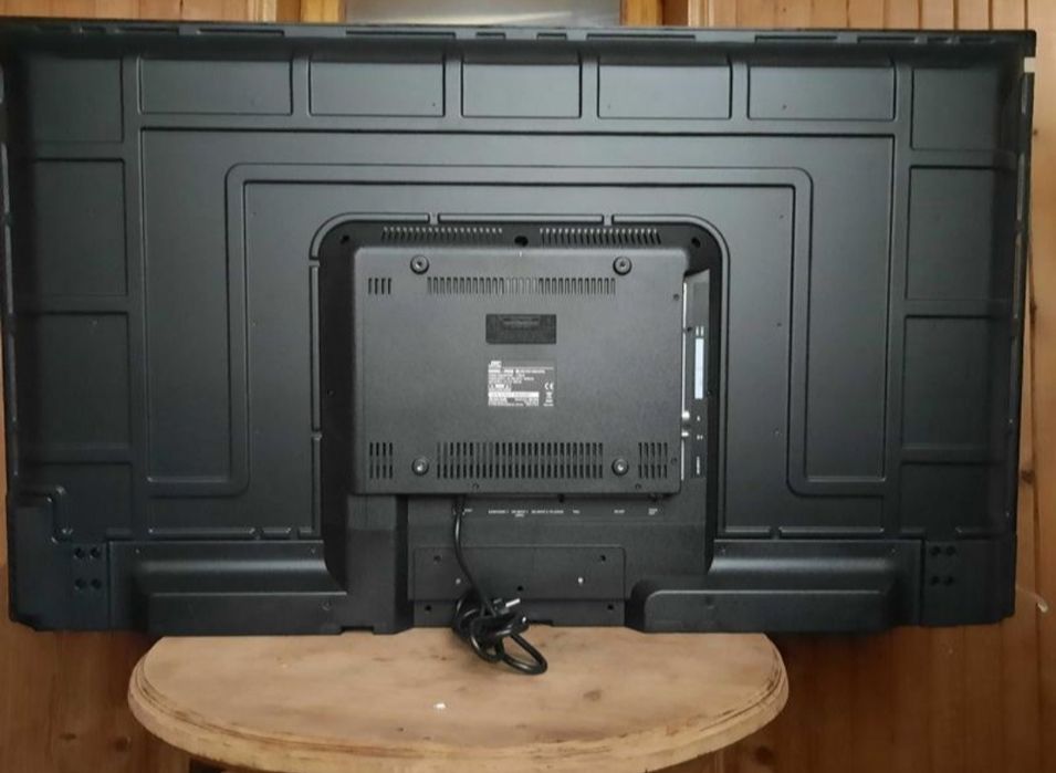 Телевізор jtc dvx5 124.5 cm (49")