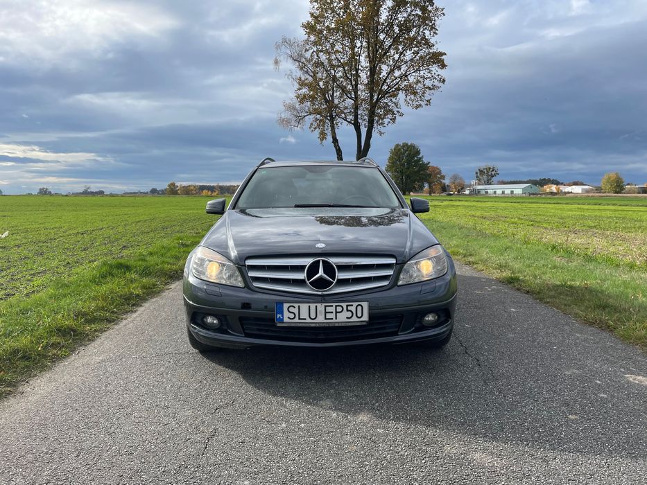 Mercedes c220 ładny stan