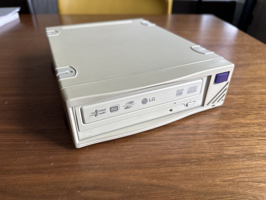 Retro naped dvd, cd nagrywarka, w obudowie na usb