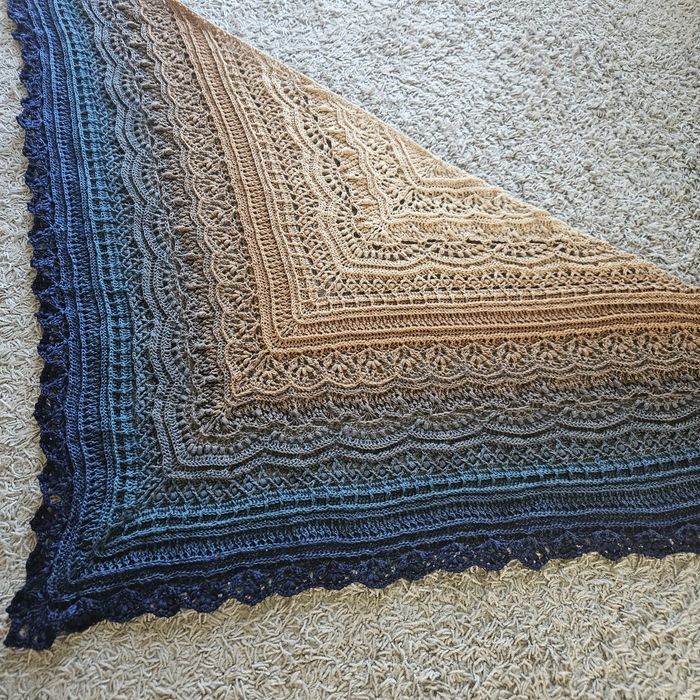 Chusta robiona na szydełku rękodzieło Handmade idealna na prezent