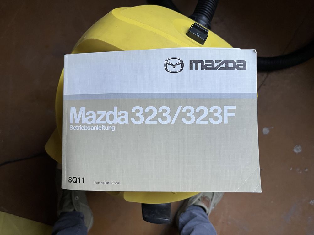 Książka serwisowa Mazda 323 / 323F