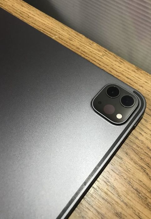 Планшет Ipad pro 11