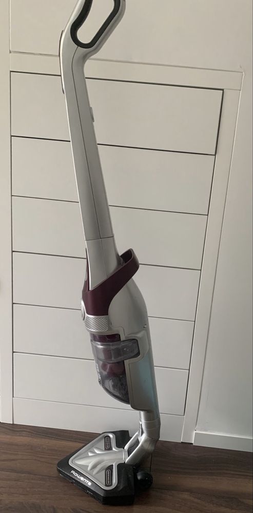 Aspirador vertical sem fios Rowenta air force