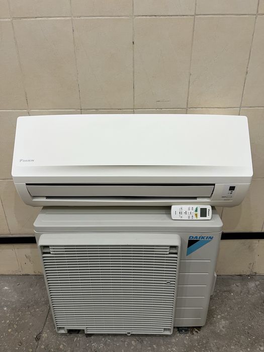 Инверторный кондиционер Daikin FTXB35 (до 35 м2) обогрев -20 С
