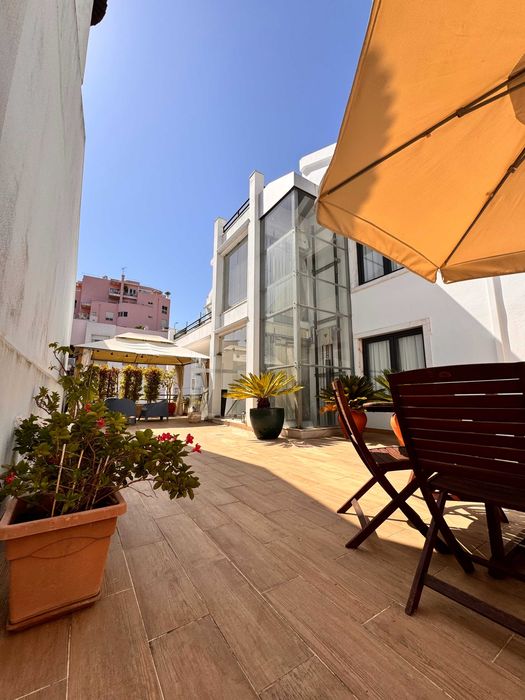 Suite em moradia com piscina nos Jardins da Parede