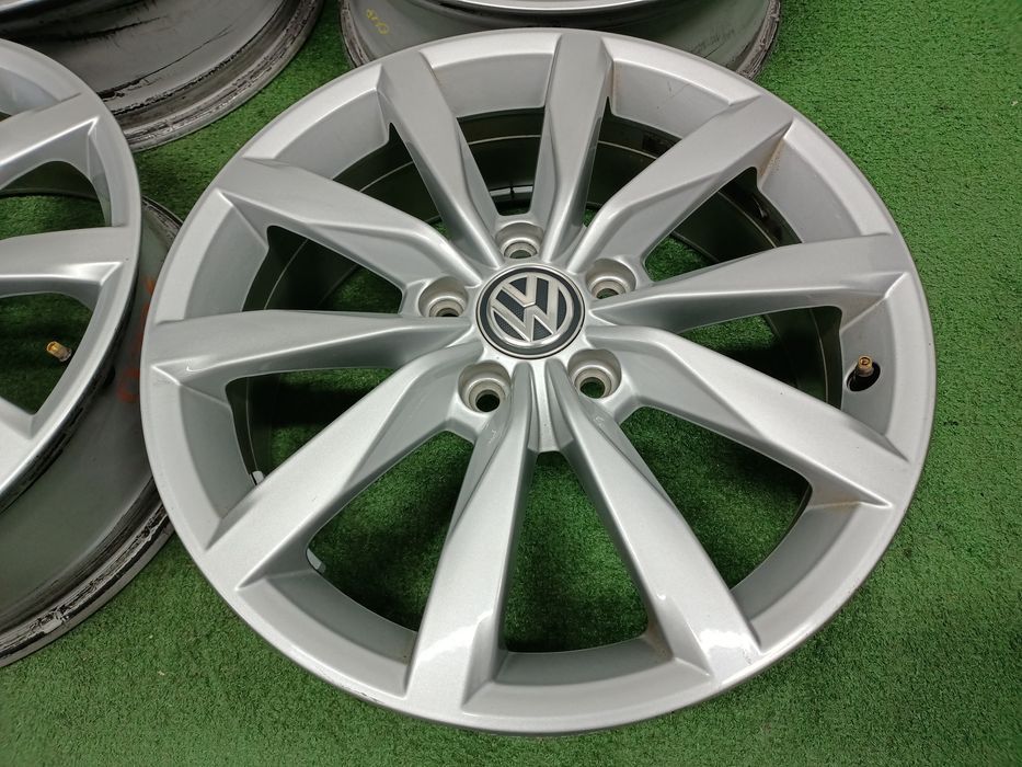 17" felgi 5x112 et48 Oryginalne VW Golf 7 6 5 Touran Dijon R-line