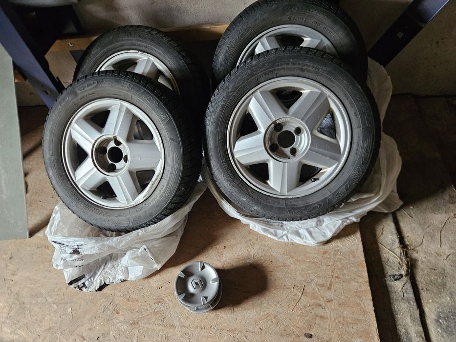 Koła 15 r z zimowymi oponami Renault