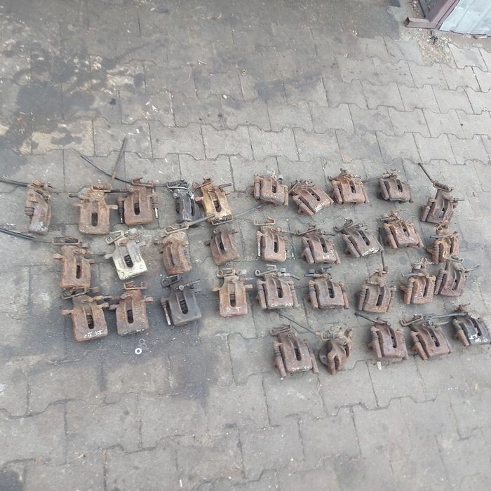 Carisma Space star суппорта задні лівий правий 1996-2004