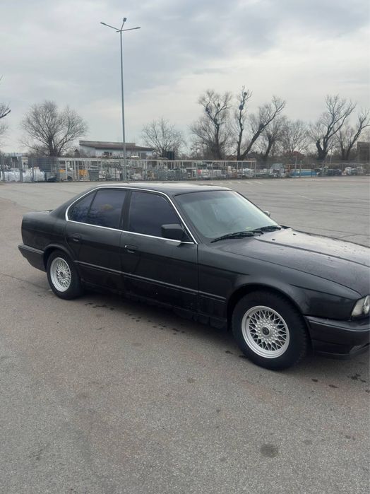 Продам Бмв е34 525